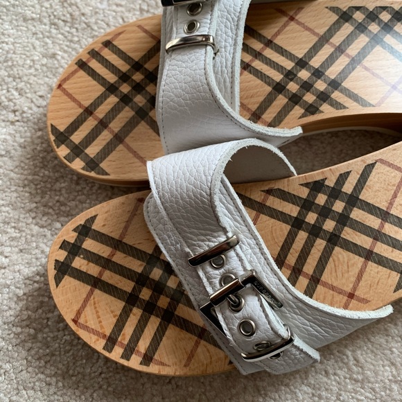 Burberry Mules - Picture 2 of 10